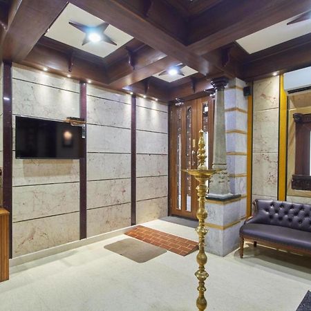 Hotel Mart View Kochi Ngoại thất bức ảnh