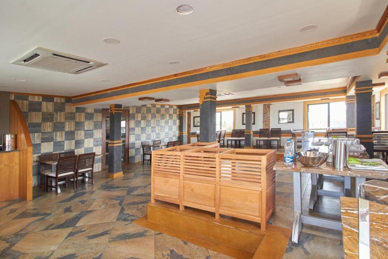 Hotel Mart View Kochi Ngoại thất bức ảnh