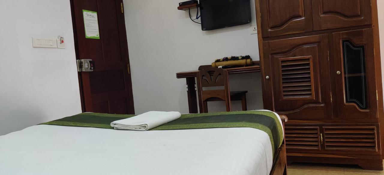 Hotel Mart View Kochi Ngoại thất bức ảnh