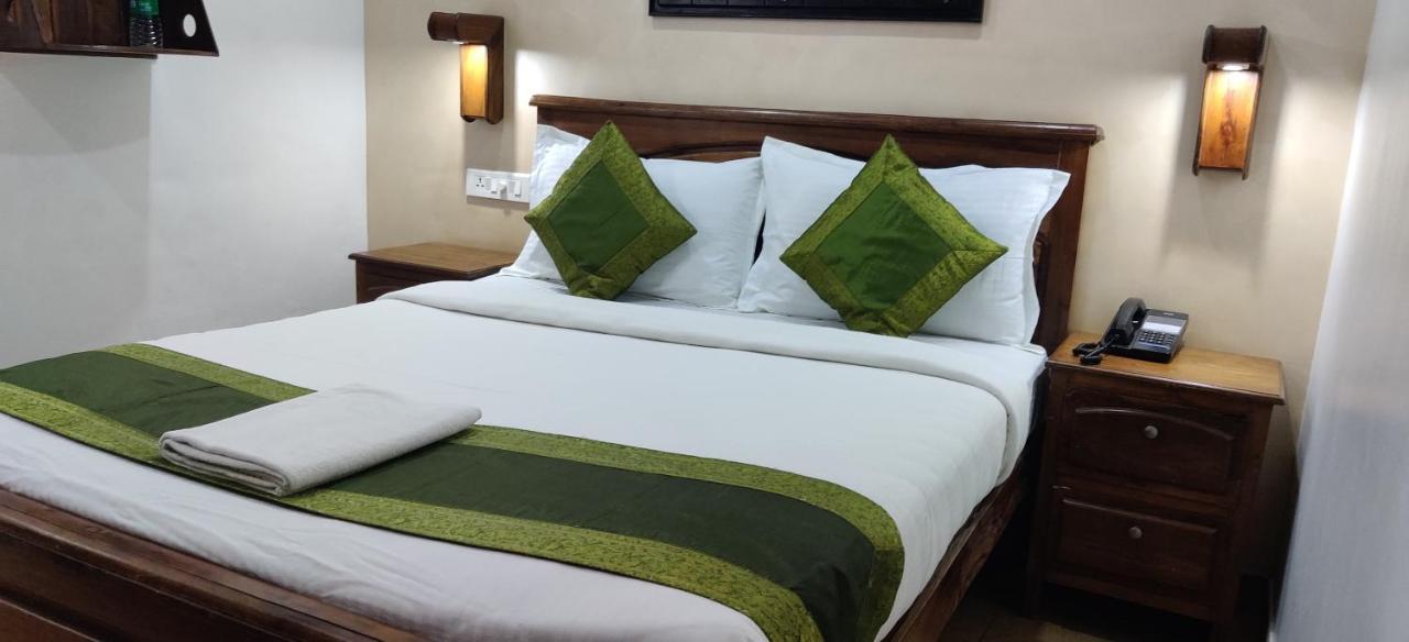 Hotel Mart View Kochi Ngoại thất bức ảnh