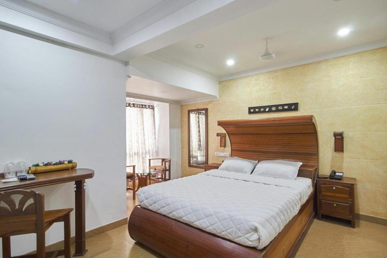 Hotel Mart View Kochi Ngoại thất bức ảnh