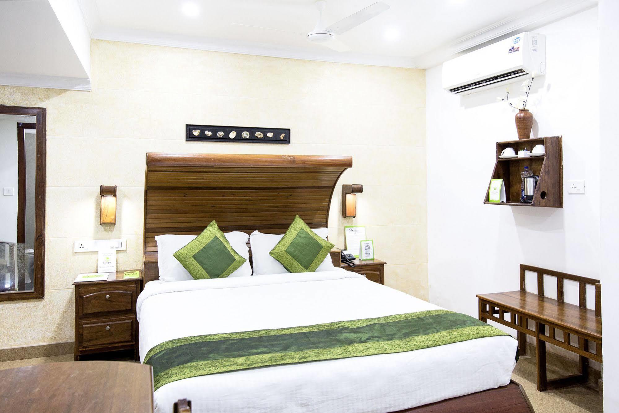 Hotel Mart View Kochi Ngoại thất bức ảnh